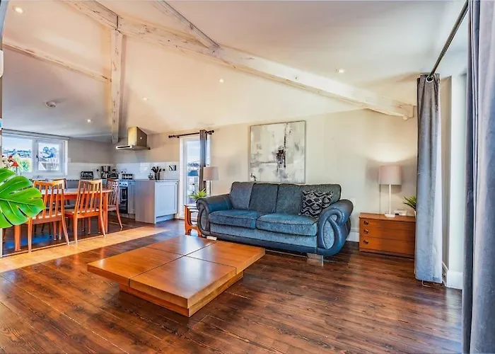 Smart-Home In Original Victorian Building